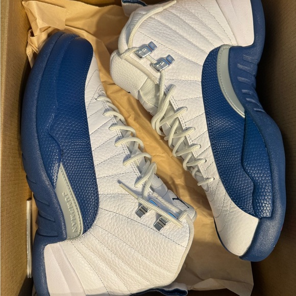 Jordan 12 - Picture 9 of 12